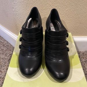 Gianni Bini bootie’s EUC